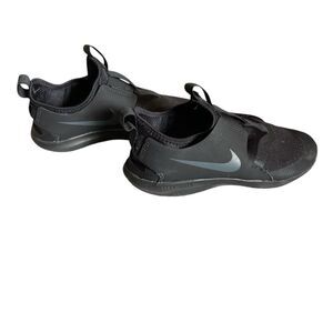 Nike Flex Runner (GS) Boy's Size 2.5Y Kids Running Shoes Triple Black